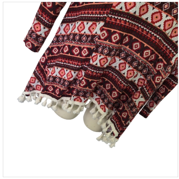 LA ROPAS Flowy Tassled Aztec Native Design Long Sleeve Kimono Red Cream Medium - Picture 6 of 9